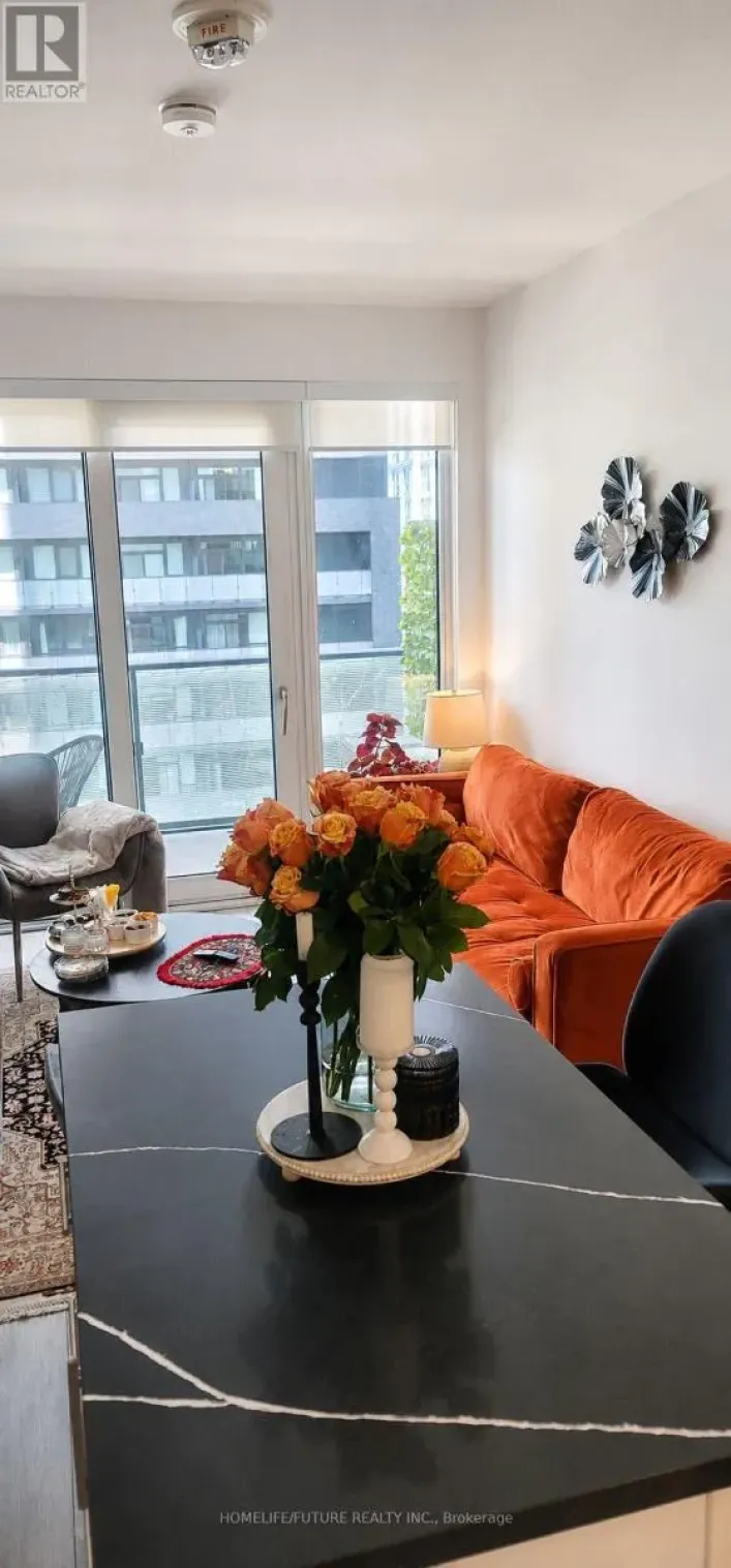 704 - 95 ONEIDA CRESCENT, Richmond Hill