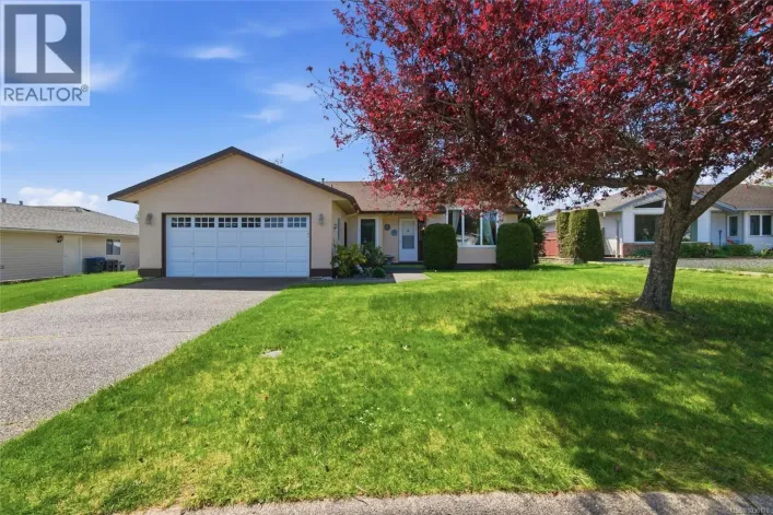 704 Ermineskin Ave, Parksville