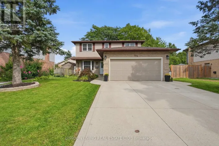 704 HOMEVIEW ROAD, London South