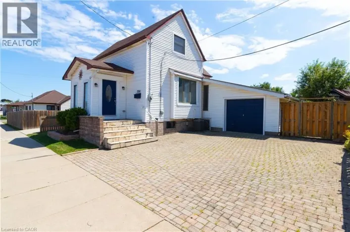 704 ROXBOROUGH Avenue, Hamilton