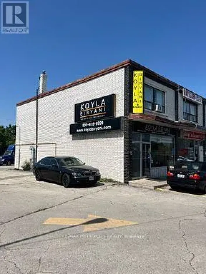 7040 AIRPORT ROAD, Mississauga