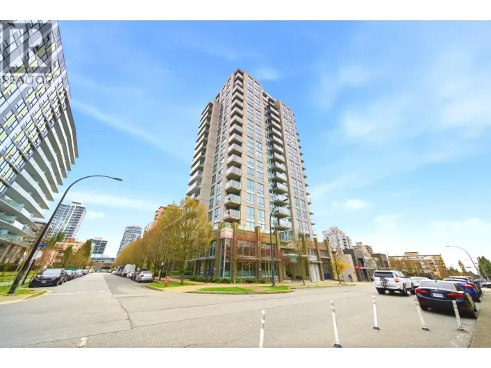 705 135 E 17TH STREET, North Vancouver