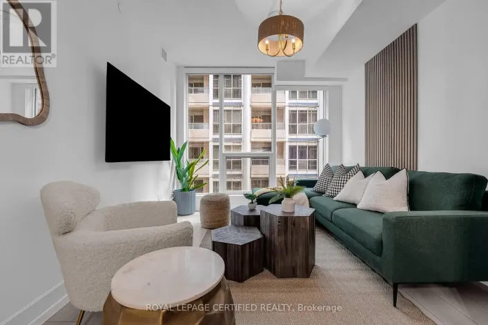 705 - 15 MERCER STREET, Toronto