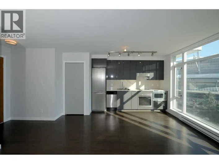705 161 W GEORGIA STREET, Vancouver