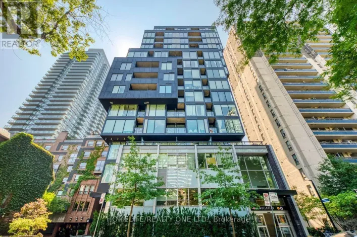705 - 17 DUNDONALD STREET, Toronto