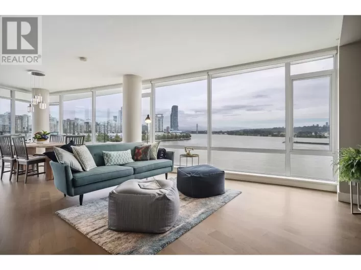 705 210 SALTER STREET, New Westminster