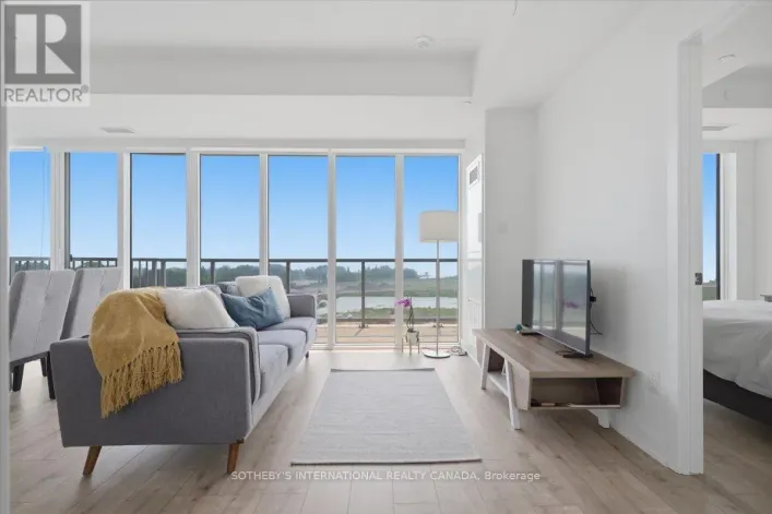 705 - 220 MISSINNIHE WAY, Mississauga