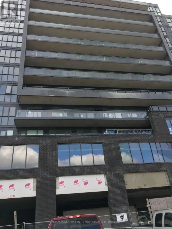 705 - 3237 BAYVIEW AVENUE, Toronto