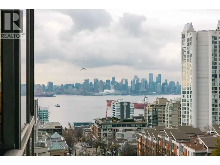 705 444 LONSDALE AVENUE, North Vancouver