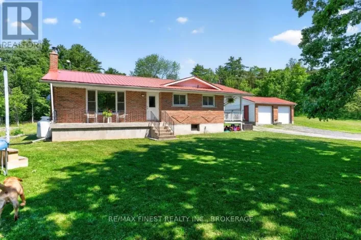 7055 BATTERSEA ROAD, Frontenac