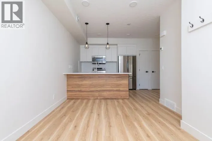 706, 10060 46 Street NE, Calgary