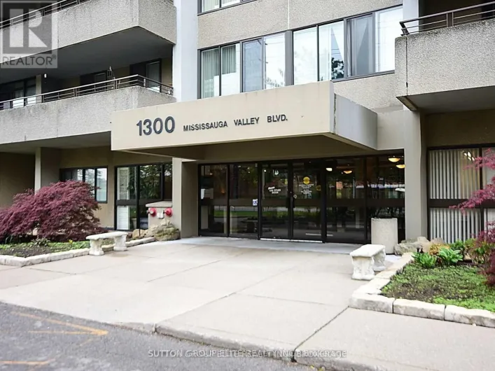 706 - 1300 MISSISSAUGA VALLEY BOULEVARD, Mississauga