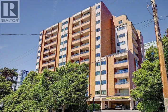 706 1630 Quadra St, Victoria