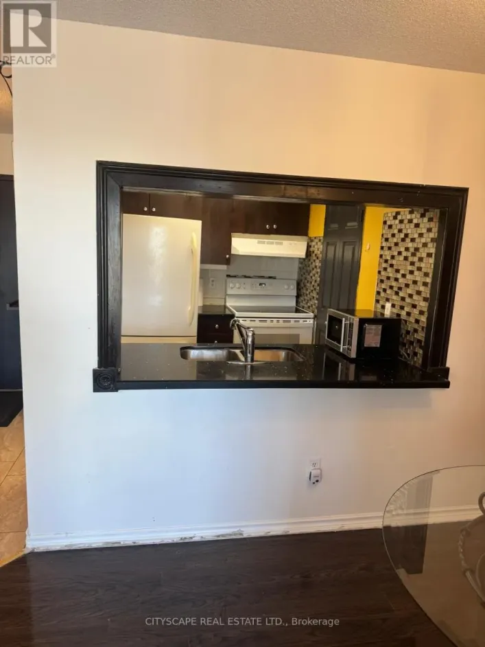 706 - 285 ENFIELD PLACE, Mississauga