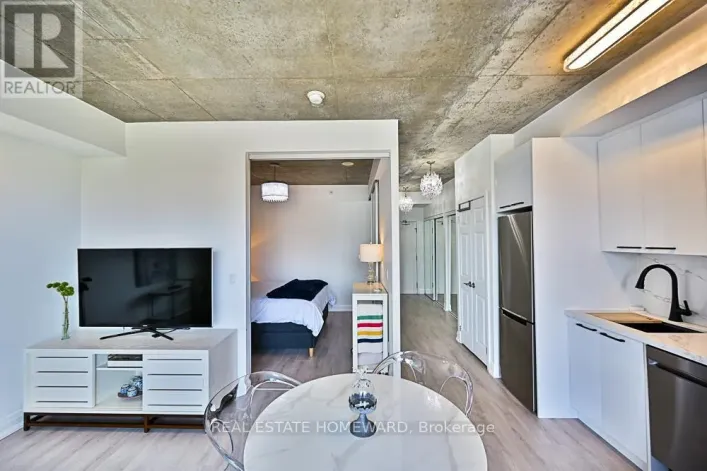 706 - 32 CAMDEN STREET, Toronto
