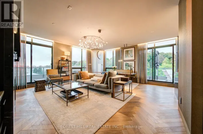 706 - 377 MADISON AVENUE, Toronto