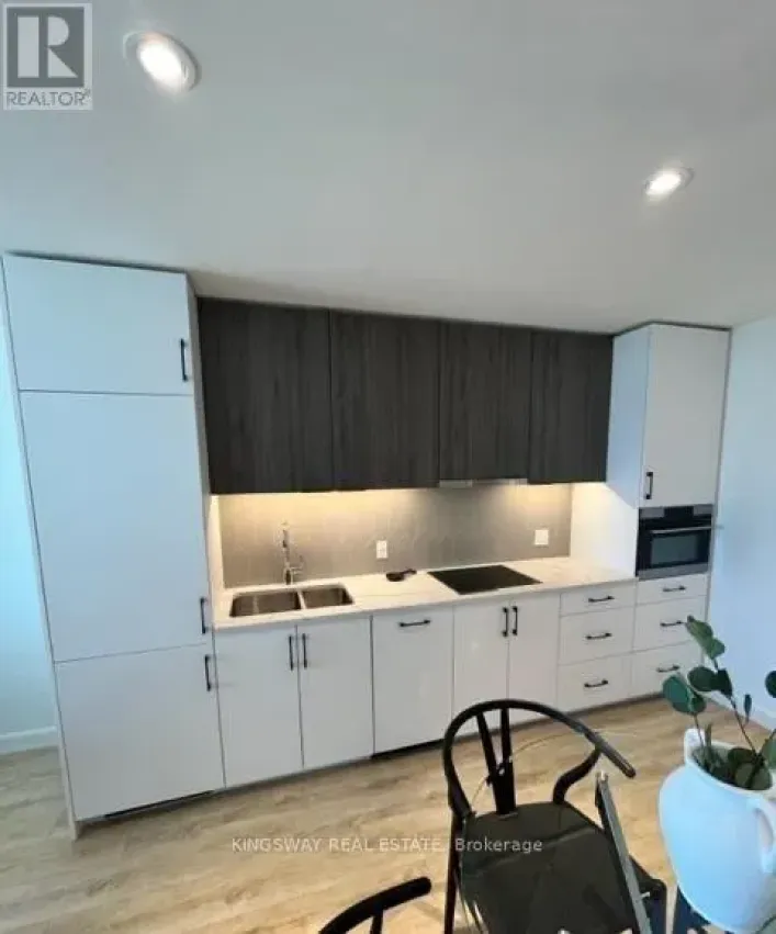 706 - 741 KING STREET W, Kitchener