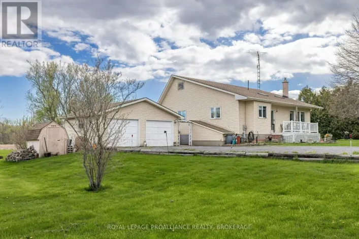 706 SPITHEAD ROAD, Frontenac Islands