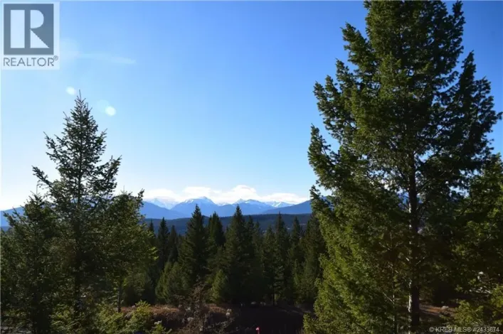7066 WHITE TAIL Lane Lot# 17, Radium Hot Springs