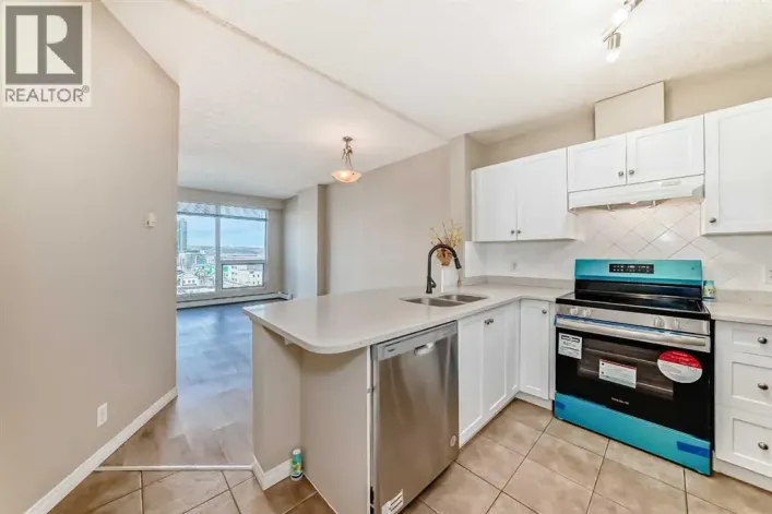 707, 1053 10 Street SW, Calgary