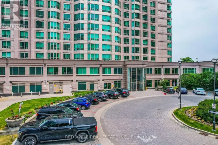 707 - 11 LEE CENTRE DRIVE, Toronto