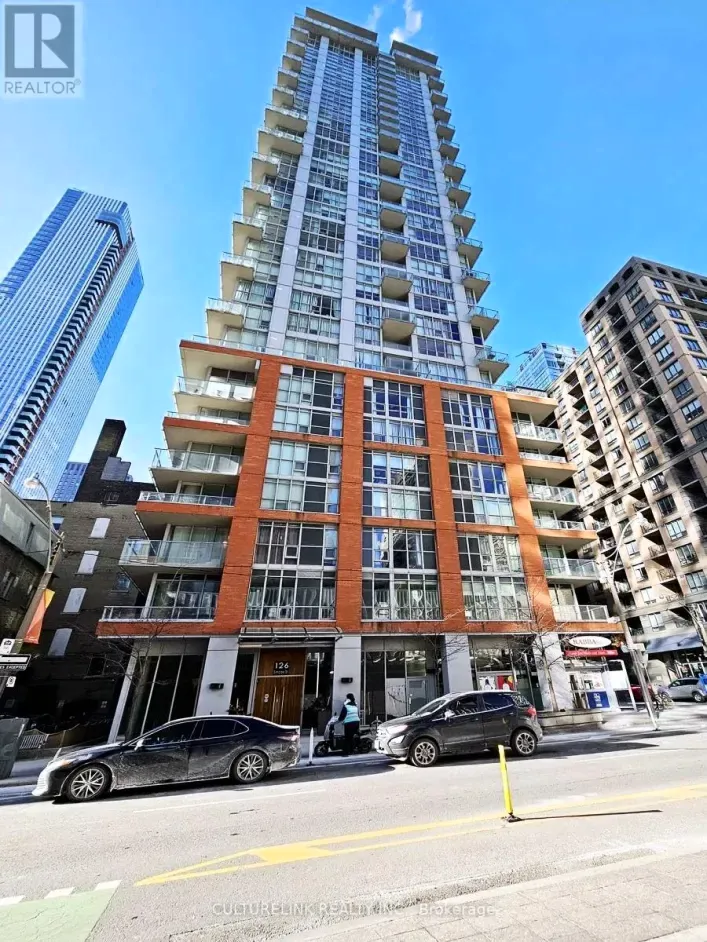 707 - 126 SIMCOE STREET, Toronto