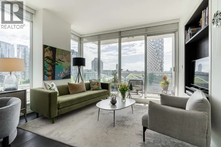 707 1351 CONTINENTAL STREET, Vancouver