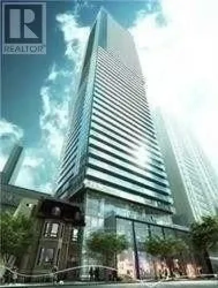 707 - 15 GRENVILLE STREET, Toronto