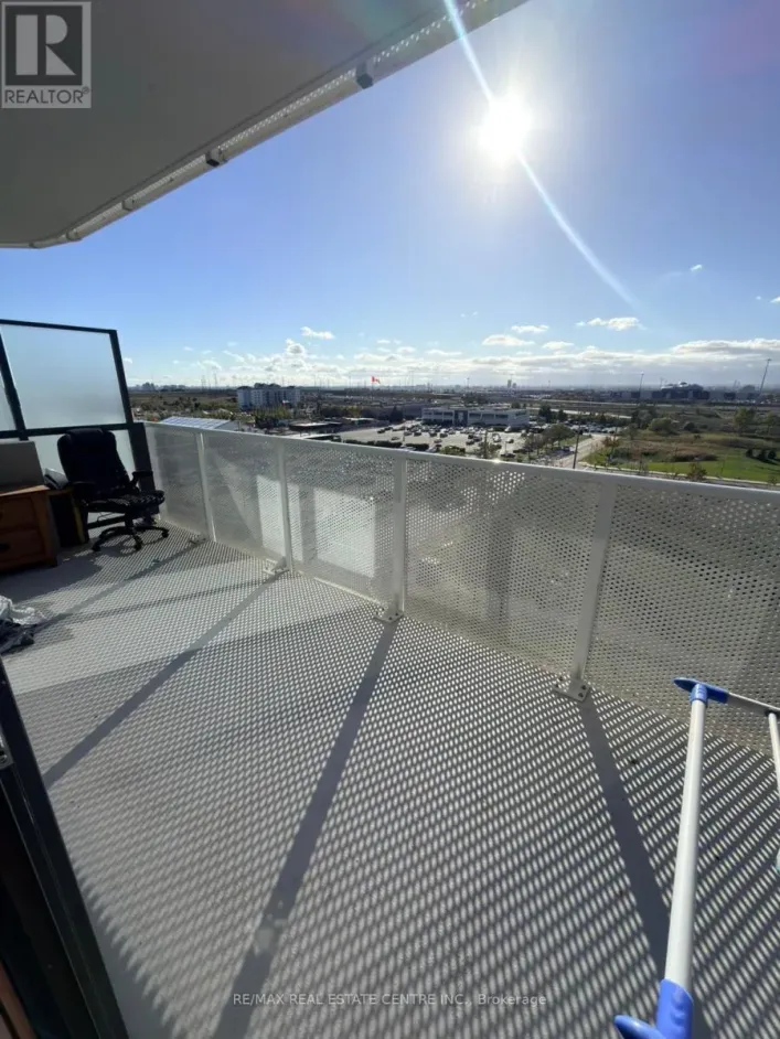 707 - 195 COMMERCE STREET, Vaughan