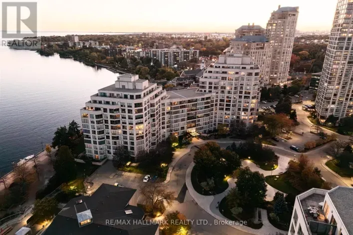 707 - 2267 LAKESHORE BOULEVARD W, Toronto