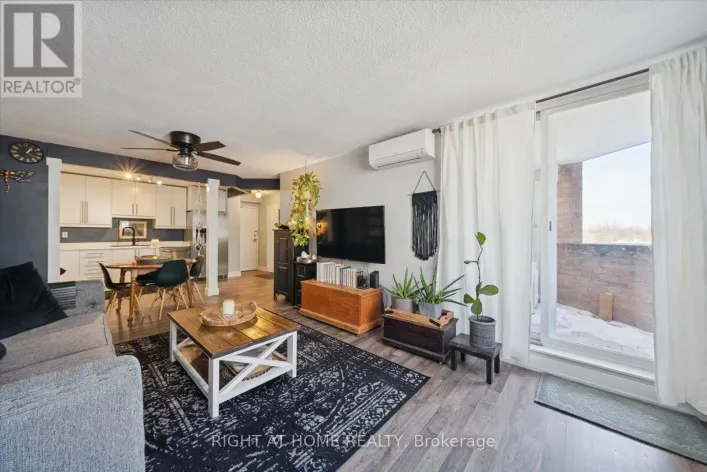 707 - 260 DAVIS DRIVE, Newmarket