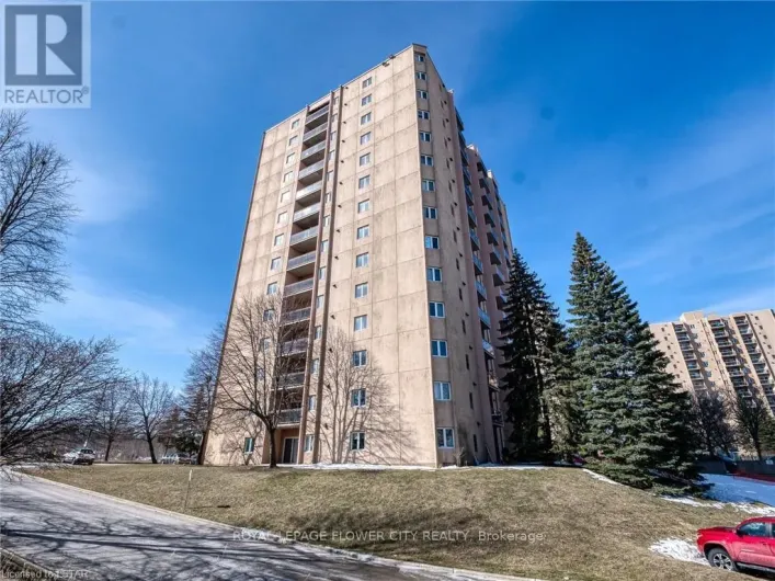 707 - 860 COMMISSIONERS ROAD, London South