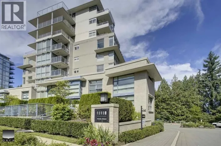 707 9232 UNIVERSITY CRESCENT, Burnaby