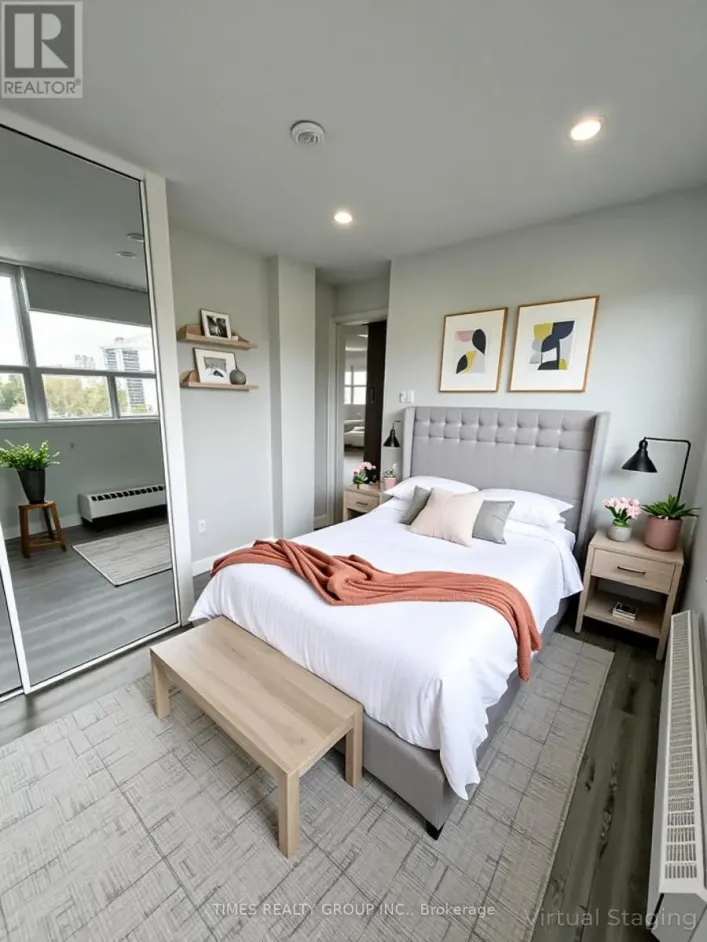 708 - 15 WALMER ROAD, Toronto