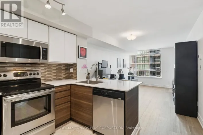 708 - 30 HARRISON GARDEN BOULEVARD, Toronto