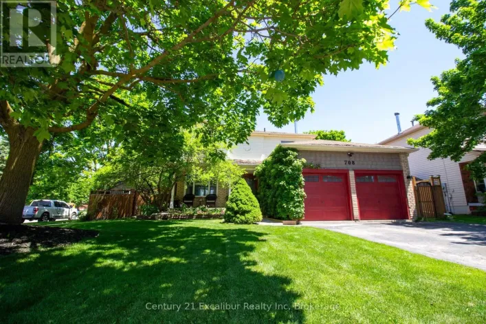 708 CAMPBELL AVENUE, Centre Wellington