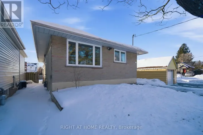708 CARNEGIE AVENUE, Oshawa