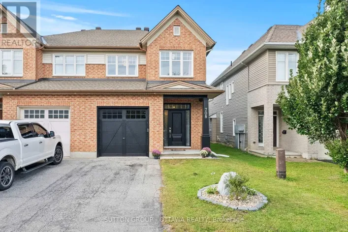 708 HAZELNUT CRESCENT, Ottawa
