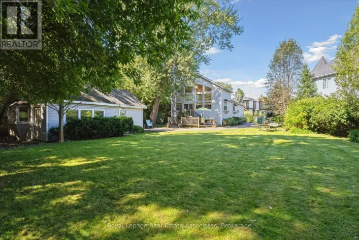 708 MONTBECK CRESCENT, Mississauga