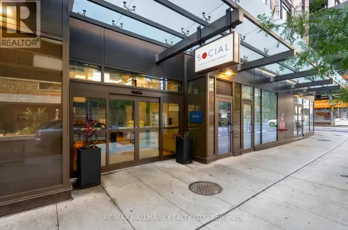 709 - 100 DALHOUSIE STREET, Toronto