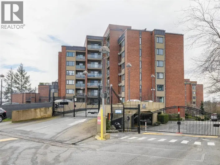 709 103 Gorge Rd E, Victoria