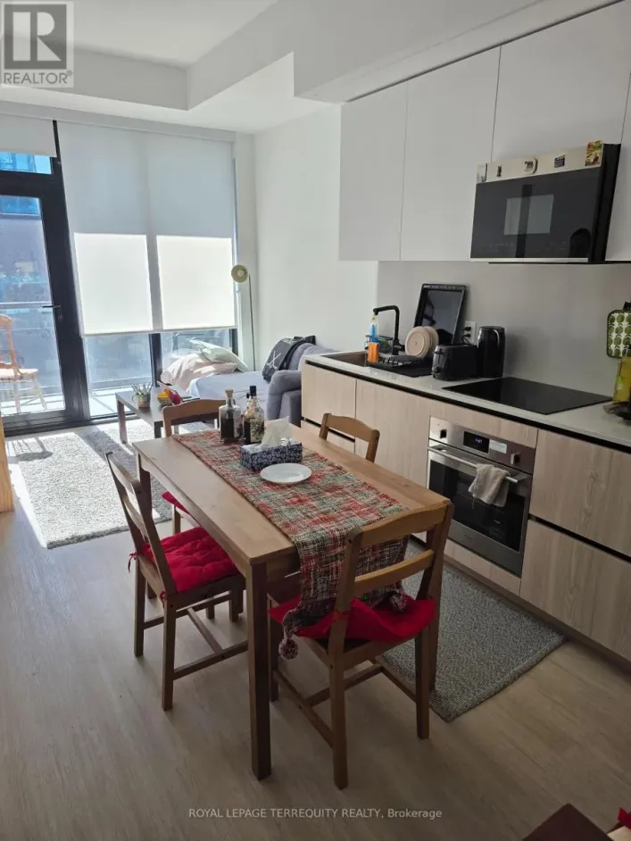 Apartment for rent: 709 - 699 SHEPPARD AVENUE E, Toronto