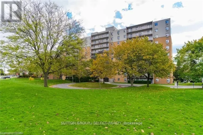 709 - 931 WONDERLAND ROAD S, London South