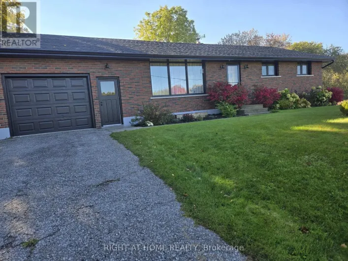 709 REGIONAL RD 13 ROAD, Uxbridge