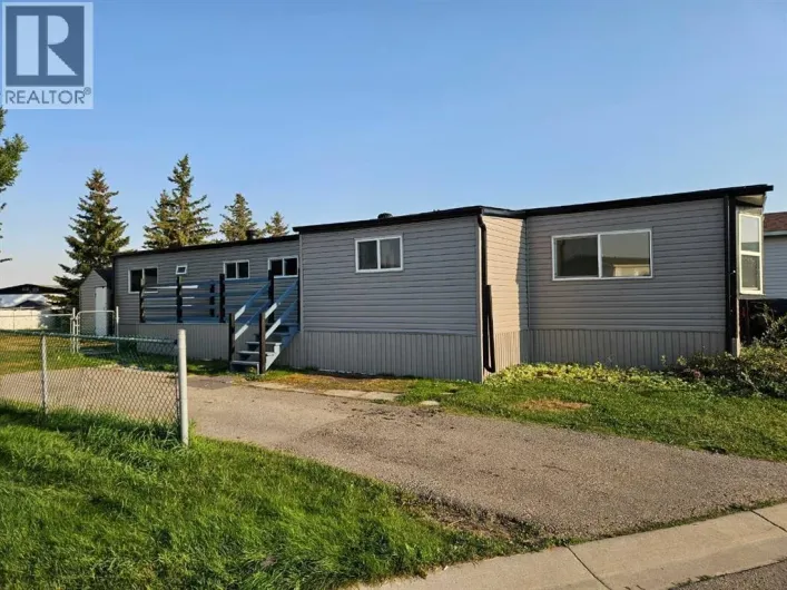 71, 1101 84  NE, Calgary