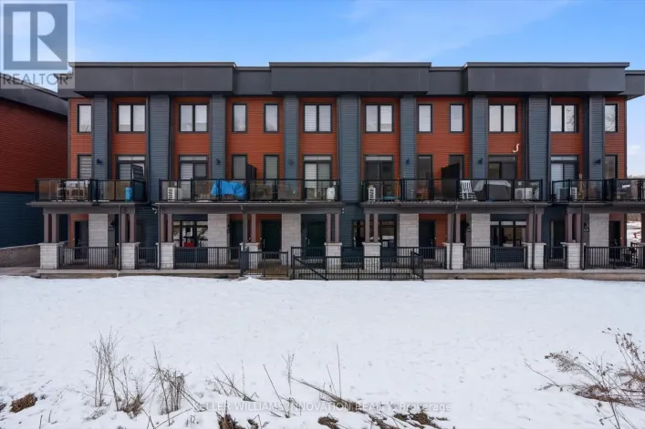 71 - 2 WILLOW STREET, Brant