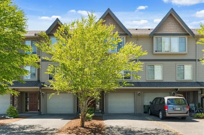 71 5556 PEACH ROAD|Garrison Crossing, Chilliwack