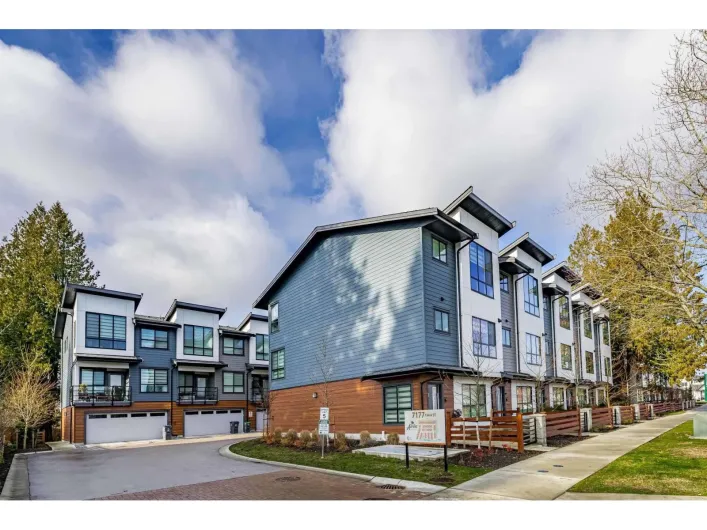 71 7177 194A STREET, Surrey