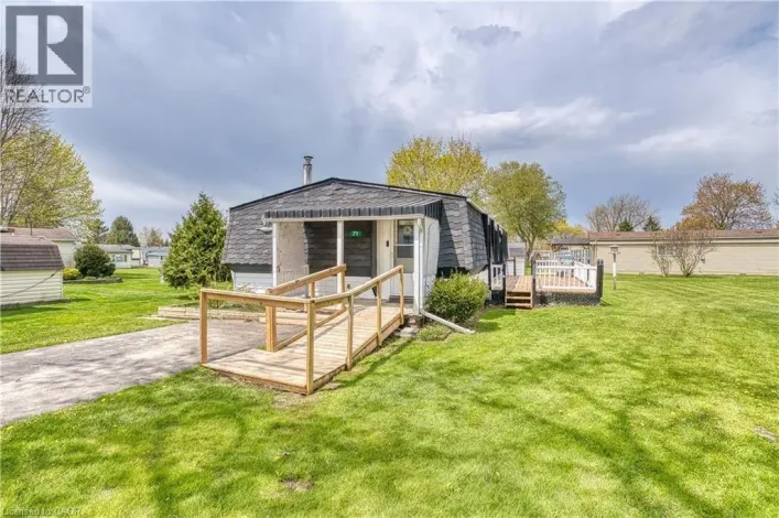 71 FAIRVIEW Crescent, Listowel