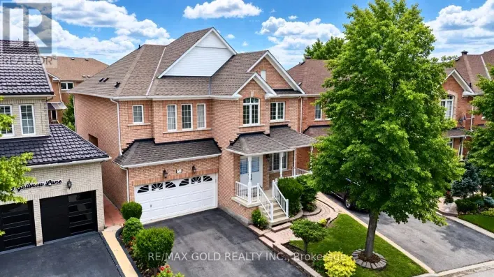 House for sale: 71 GALLVIEW LANE, Brampton